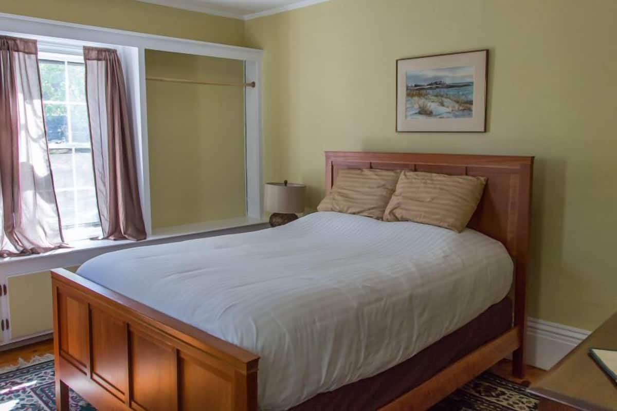 Quarto conforto, 1 cama Queen, para não fumantes | Roupas de cama de algodão egípcio, roupas de cama premium