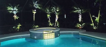 SHADEY ACRES - HEATED POOL/SPA DOG FRIENDLY ECO-RETREAT NEAR BEACHES