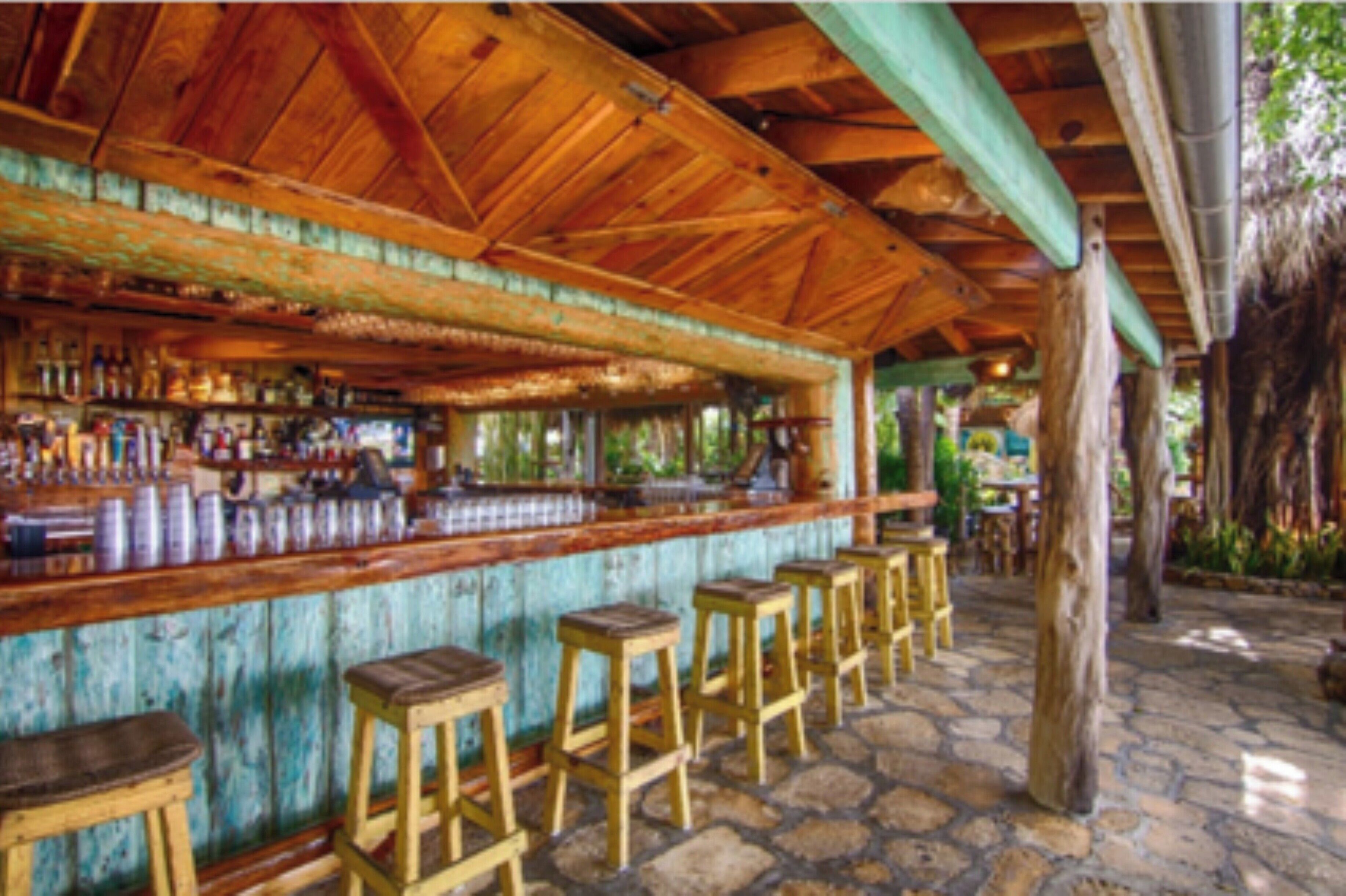 Bar (en el alojamiento)