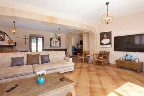 TV, foosball, table tennis - Sa Murtera - with private swimming pool (Manacor)