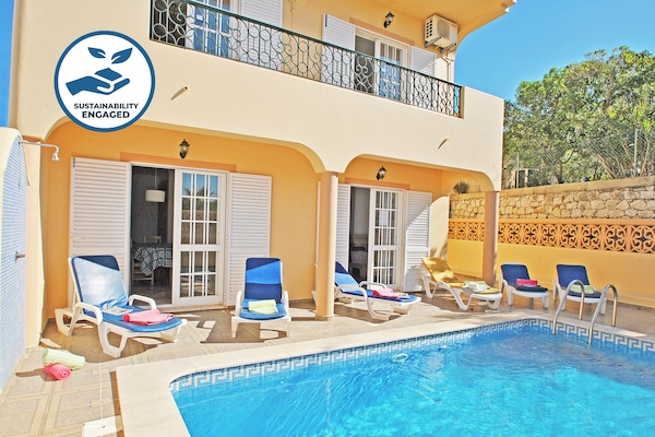 Una piscina climatizada