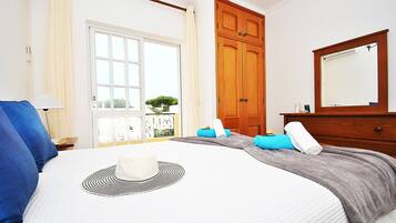 3 dormitorios, caja fuerte, tabla de planchar con plancha y wifi gratis