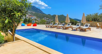 Eos: piscine privée, vue imprenable, A / C, Wi Fi