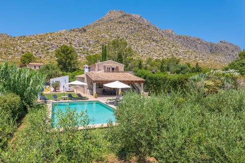 CA'N COLL - Cozy country house with private pool in Pollença. Free WiFi