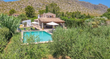 CA'N COLL - Cozy country house with private pool in Pollença. Free WiFi