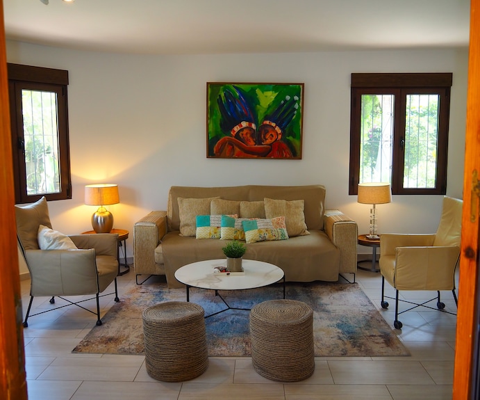 Villa Oriola, Cosy Villa With Private Swimming Pool In Lovely Spanish Garden - El Campello
