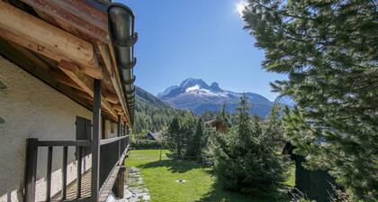 Chalet Du Croz 1er, ArgentiĂšre (Chamonix), France