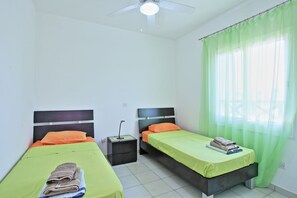 3 camere, ferro/asse da stiro, Wi-Fi gratuito, lenzuola