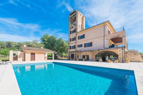 SA MINA Authentic ex-mine estate for 12 people with swimming pool