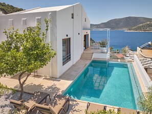Pool - Fully Renovated Villa Elmas: Private pool, Sea views, WiFi, A/C (Kalkan)