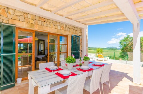 ANGIGAL - Spectacular villa with private pool in the tranquility of the countryside. Free