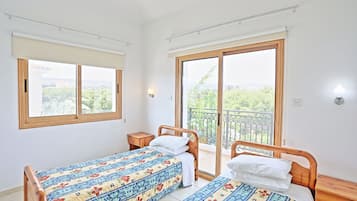 3 quartos, ferros/tábuas de passar roupa, Wi-Fi de cortesia
