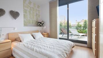 1 bedroom, in-room safe, iron/ironing board, WiFi