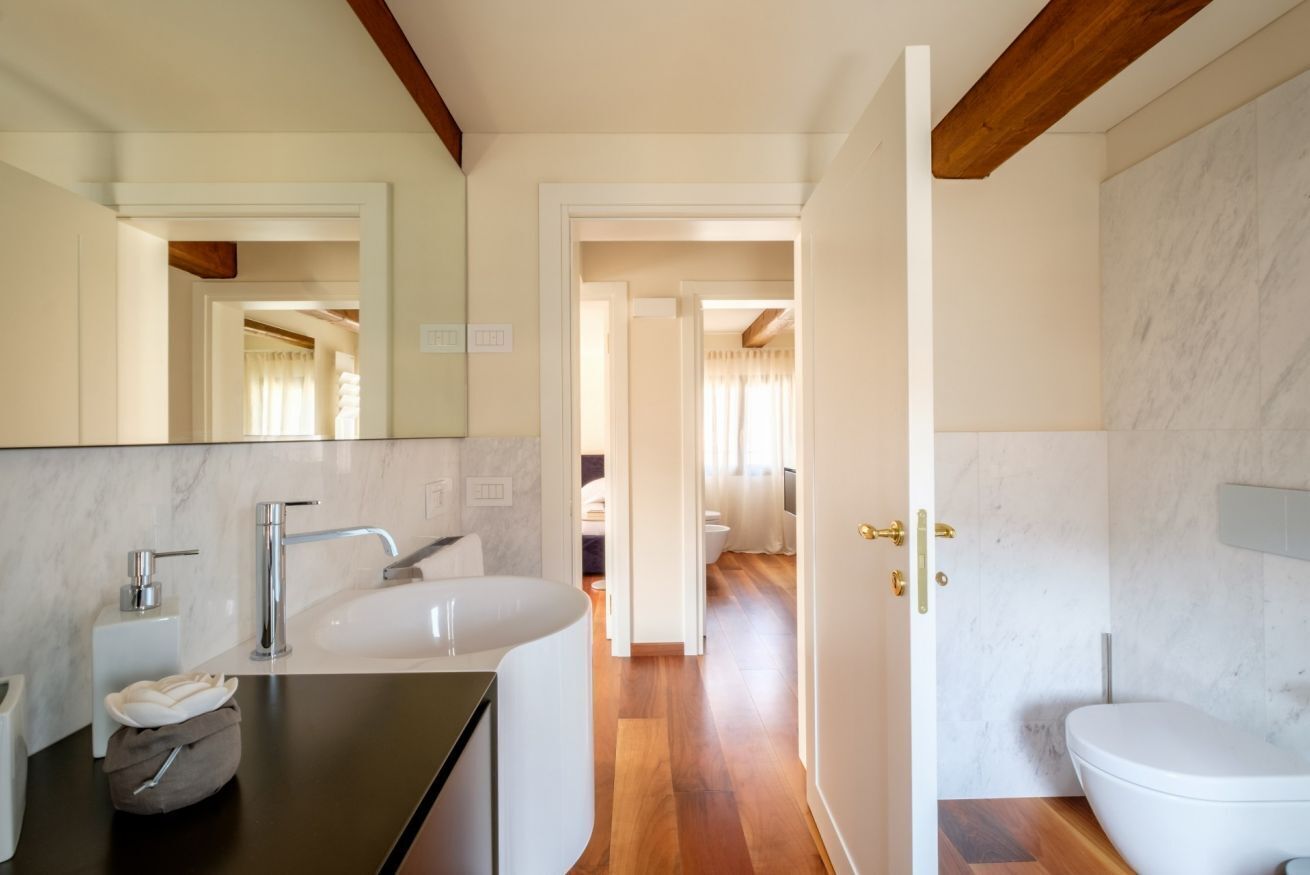 Doccia, asciugacapelli, bidet, pavimenti riscaldati