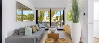 Villa Alicemar beach