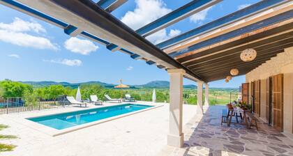 SON ROCA - Villa with private pool in MontuĂŻri. Free WiFi