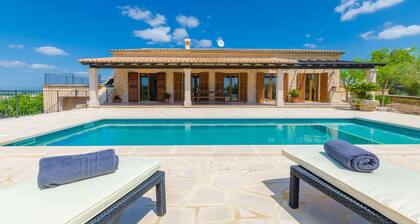 SON ROCA - Ferienhaus mit privaten Pool in Montuïri. WiFi gratis