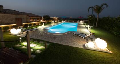 VILLA FENICOTTERO RELAX Y PISCINA EXCLUSIVA