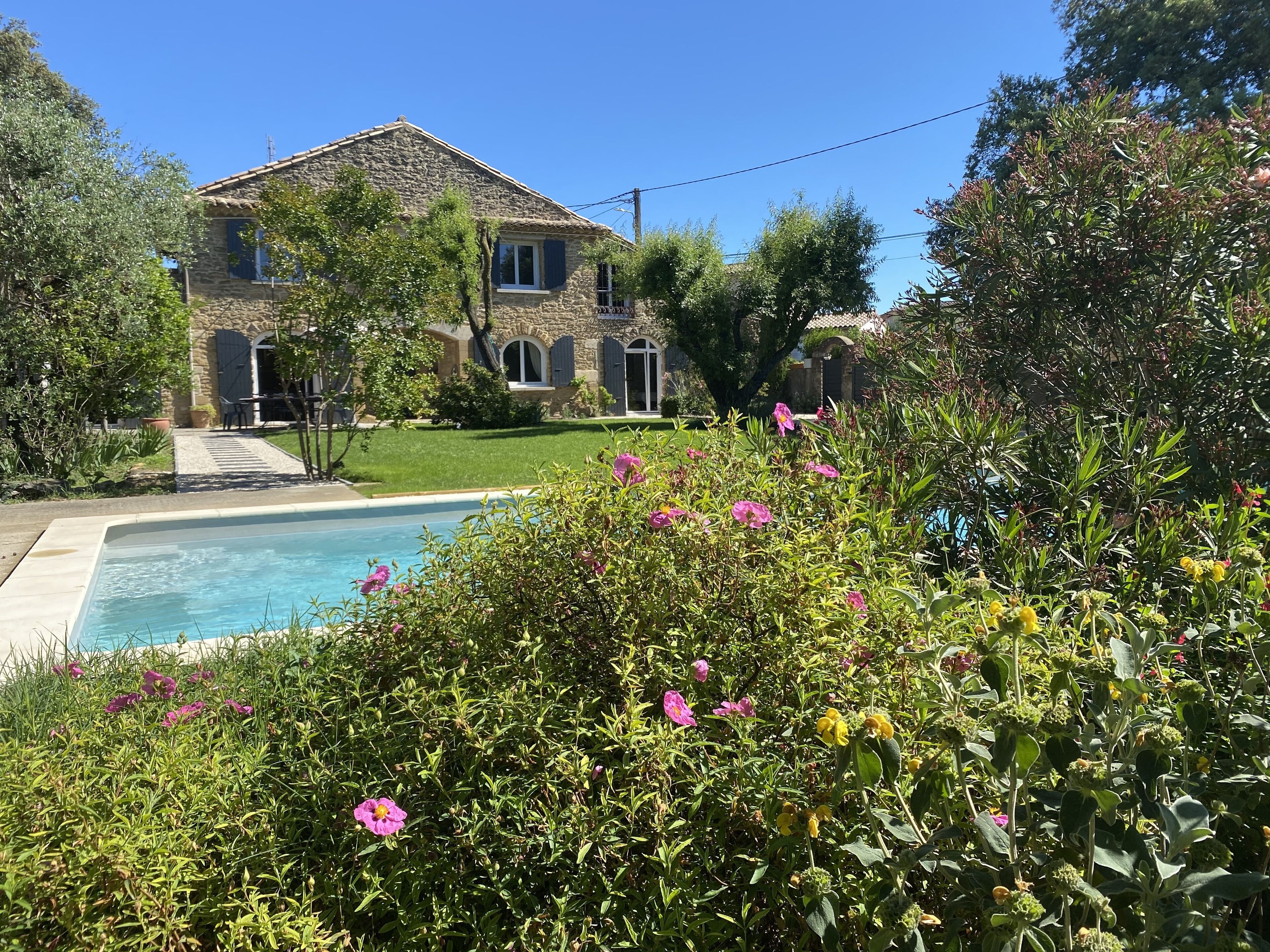 Ulkouima-allas, lämmitetty uima-allas