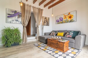 TV, table tennis - CAN POTDIR - Villa with private pool in Ariany. Free WiFi (Ariany)