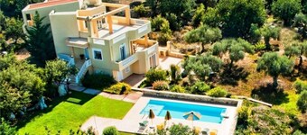 SCHÖNE VILLA MIT PRIVATEM SWIMMINGPOOL UND MEERBLICK (VILLA DANNA)