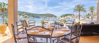 Sa Caleta - first line from sea