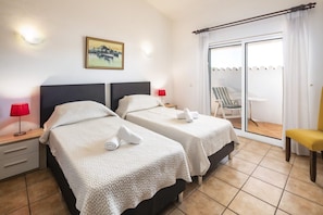 3 bedrooms, iron/ironing board, travel crib, WiFi