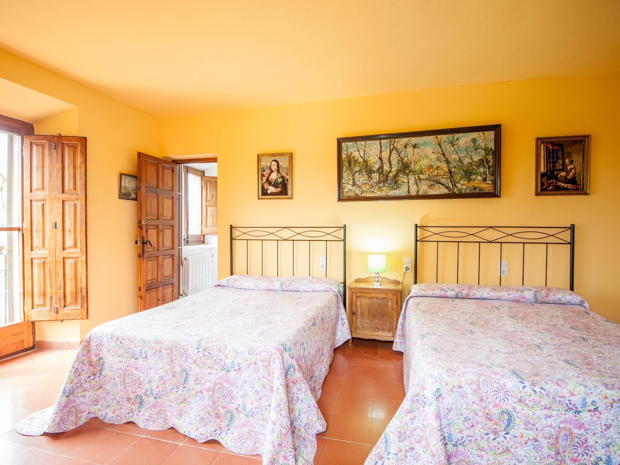 15 camere, ferro/asse da stiro, accesso a Internet, lenzuola