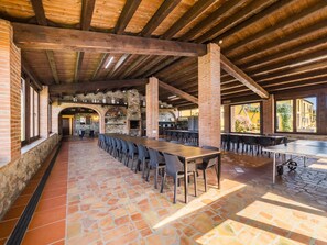 Dining - Magnificent 15 bedroom villa Spain|XXL Pool, BBQ, Gamesroom|Beaches & Barcelona (sils)