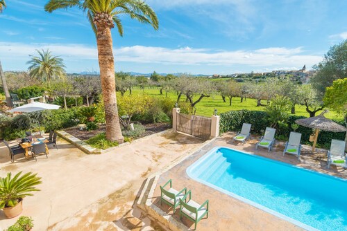 CAN SALVADOR - Villa with private pool in Moscari. Free WiFi