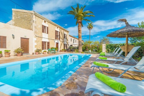 CAN SALVADOR - Villa with private pool in Moscari. Free WiFi