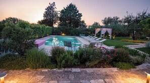 Outdoor pool - Charming Trullo Amarcord with Private Pool, Spa & Park near Alberobello (Selva di Fasano)