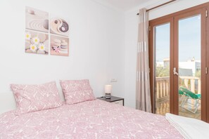 4 Schlafzimmer, Bügeleisen/Bügelbrett, kostenloses WLAN, Bettwäsche