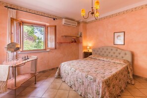 5 bedrooms, WiFi