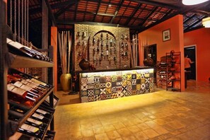 Bar (in der Unterkunft)