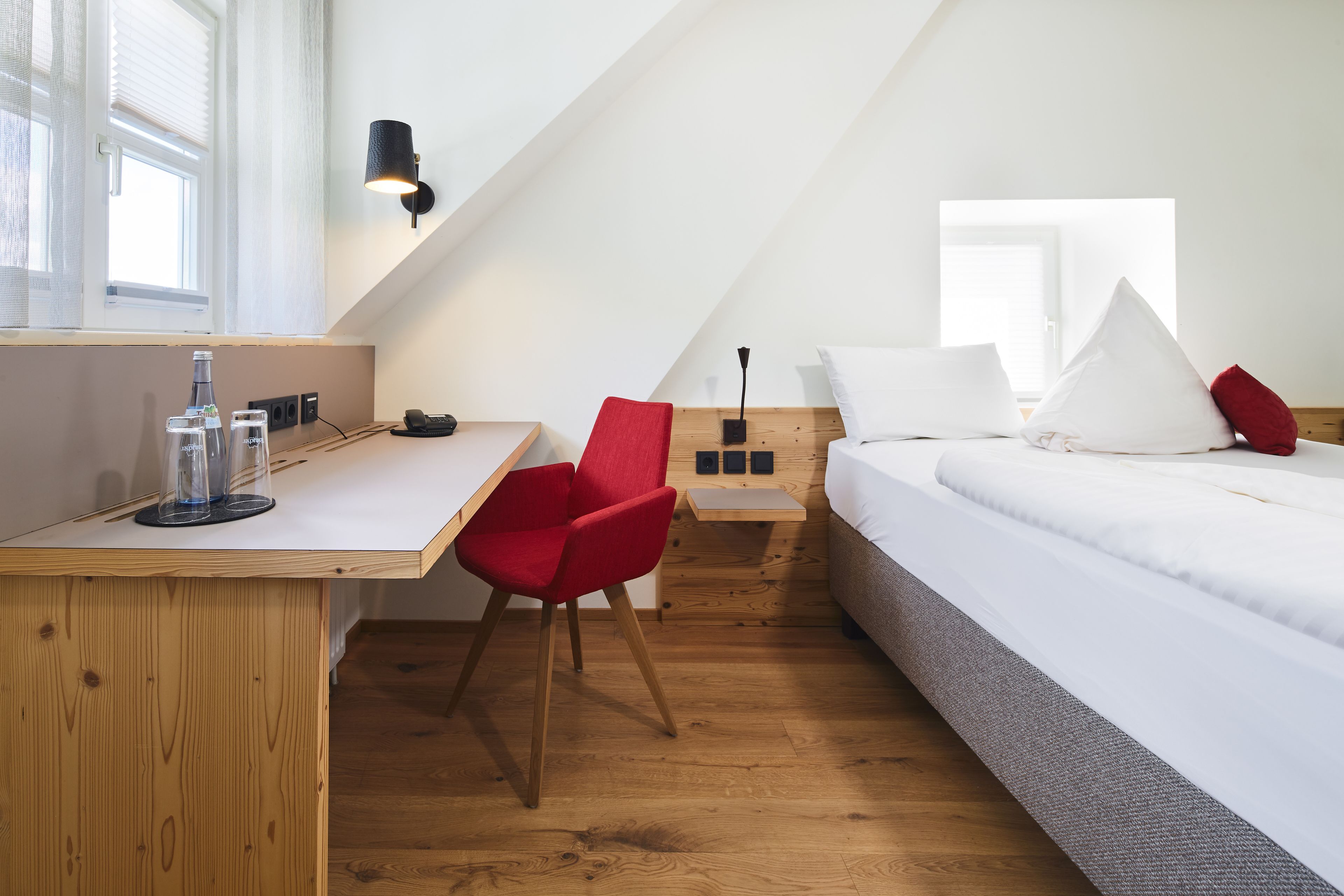 1 bedroom, hypo-allergenic bedding, down duvets, in-room safe