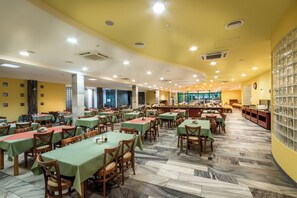 Dining - INTERFERIE Chalkozyn w Kołobrzegu (Kolobrzeg)