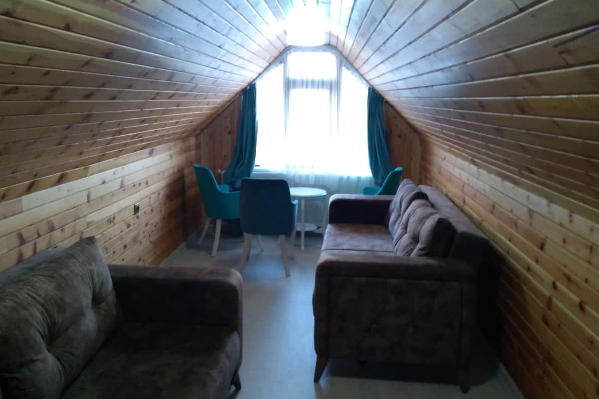 comfort penthouse, 2 bedrooms | egyptian cotton sheets, premium bedding, in-room safe, desk