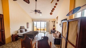 Deluxe Suite, Non Smoking, Ocean View | Premium bedding, WiFi (free), bed sheets - Mahasand Suites, Hostel & Hotel (Mahahual)