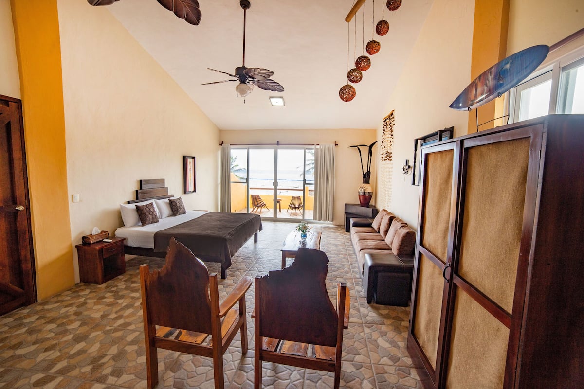 Deluxe Suite, Non Smoking, Ocean View | 2 bedrooms, premium bedding, free WiFi, bed sheets