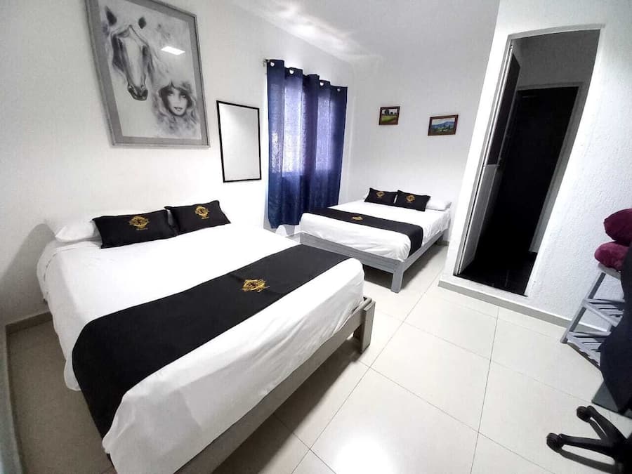 Habitación cuádruple estándar, para no fumadores (Cozumel) | Ropa de cama hipoalergénica y escritorio
