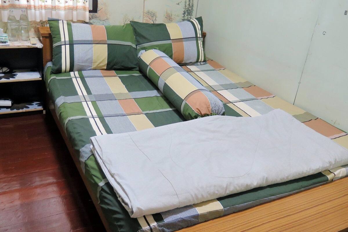 Habitación básica, 1 cama Queen size, para no fumadores | Wifi gratis