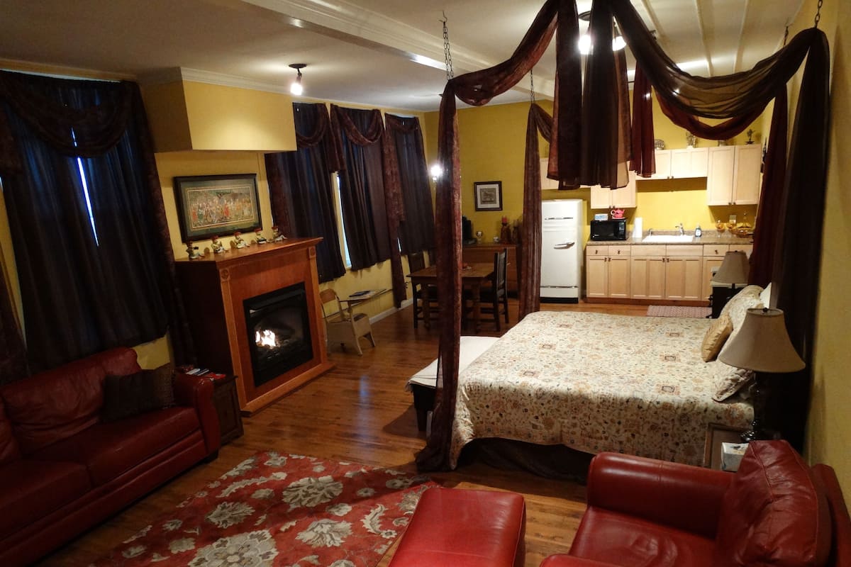 Suite de luna de miel, 1 cama King size, para no fumadores, vista al patio | Vista desde la habitación