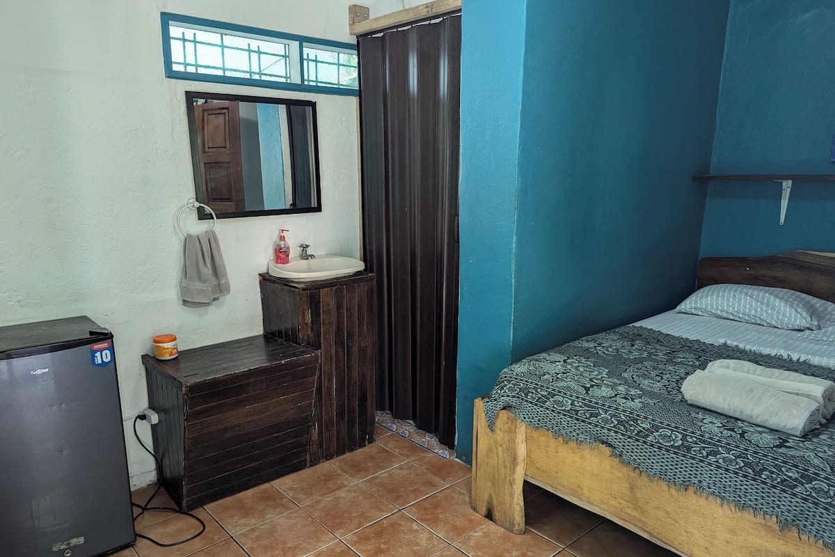 Minibar, free WiFi, bed sheets, wheelchair access