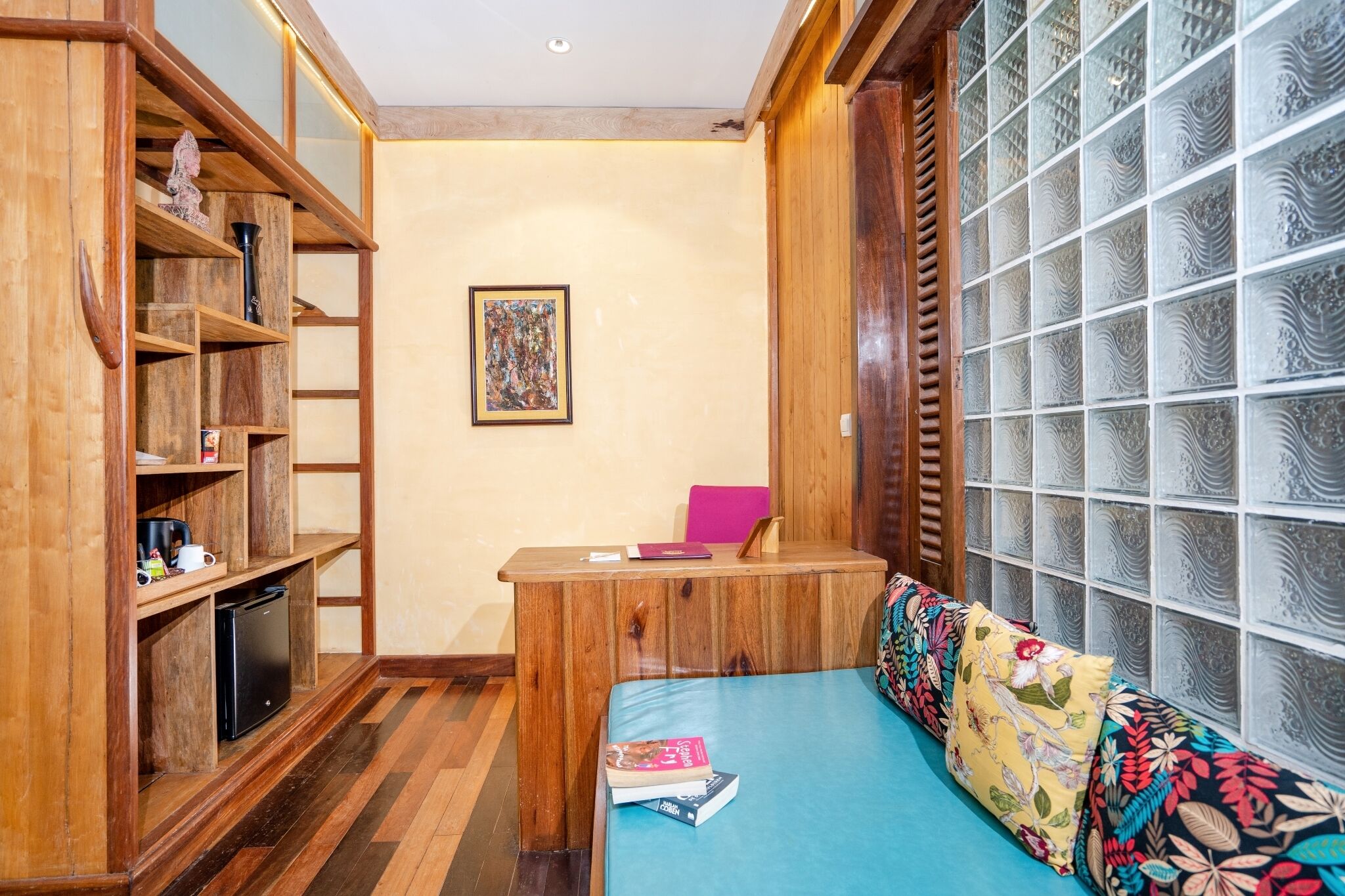 Quarto standard, sacada (Residence Rosewood) | Minibar