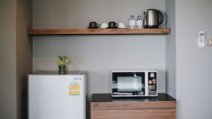 Marine Suite | Dapur kecil pribadi | Lemari es dan ketel listrik