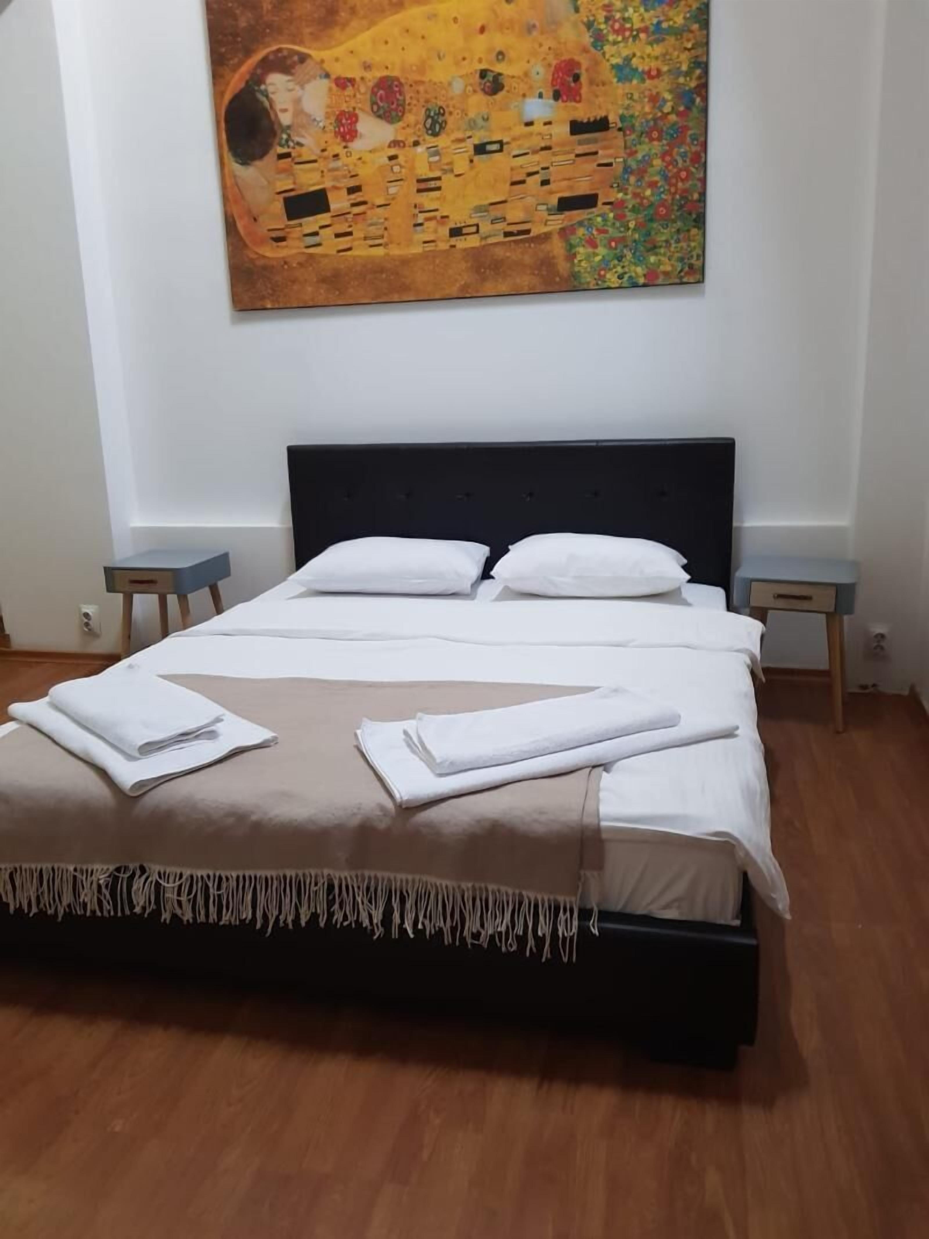 免费 WiFi、床单