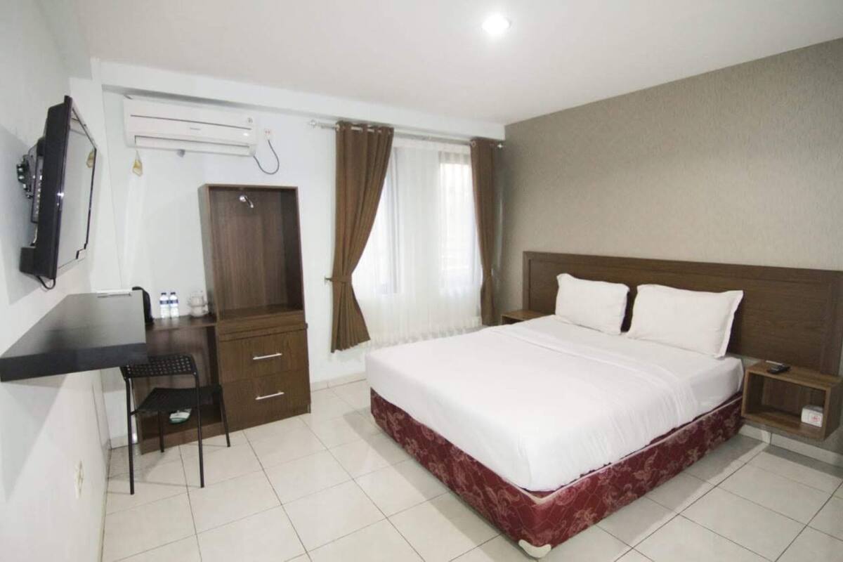 Habitación doble superior | Escritorio, wifi gratis, ropa de cama