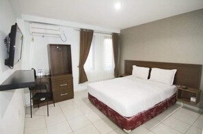 Superior Double Room | Meja, Wi-fi percuma, cadar katil 