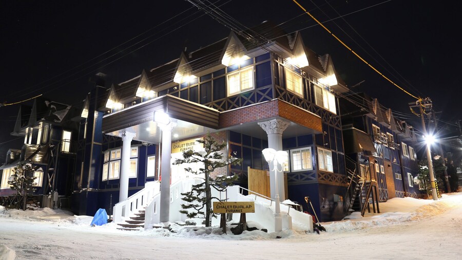 Chalet Burlap Furanui